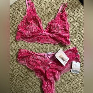 Fenty Savage Pink Lace Bralette & Panty Set